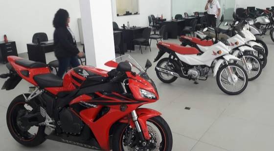 HONDA CBR 1000RR FIREBLADE HONDA CBR 1000RR FIREBLADE